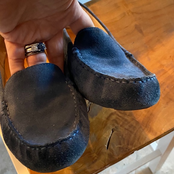 UGG women’s  Slip-On Loafers sz 9.5 - Picture 6 of 9